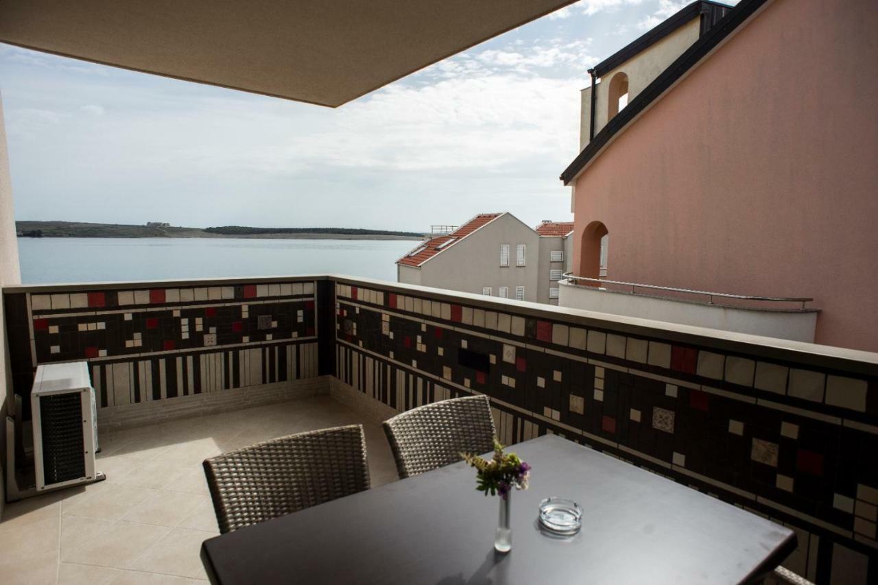 Apartments Svijet Mora Povljana Exterior photo